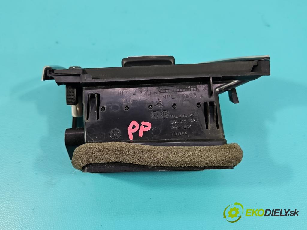 Skoda Octavia III 2013- 2.0 TSI 190 HP automatic 140 kW 1984 cm3 5- Mřížka: kúrenia ostatné 5E0819702E