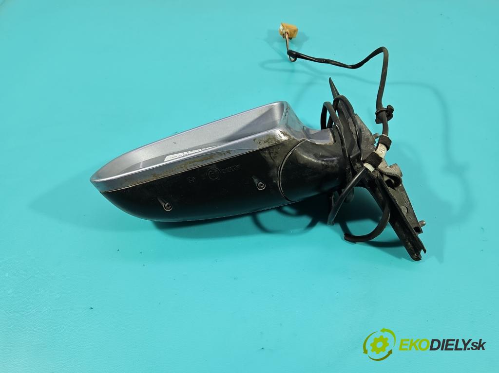 Audi A4 B6 2000-2004 1.9 tdi 116 hp manual 85 kW 1896 cm3 5- zpětné zrcátko levé  (Klika dveří ostatní)