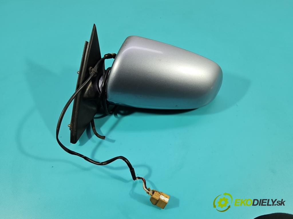 Audi A4 B6 2000-2004 1.9 tdi 116 hp manual 85 kW 1896 cm3 5- zpětné zrcátko levé  (Klika dveří ostatní)