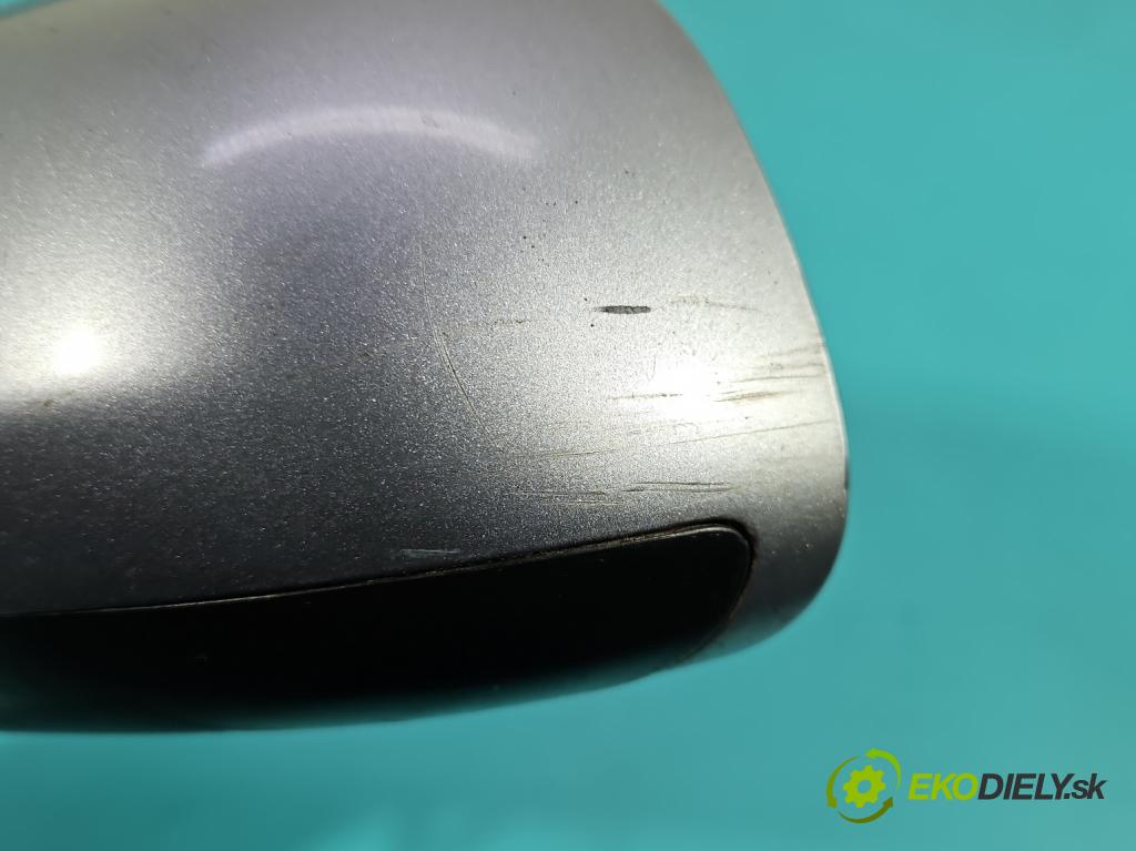 Audi A4 B6 2000-2004 1.9 tdi 116 hp manual 85 kW 1896 cm3 5- zpětné zrcátko levé  (Klika dveří ostatní)