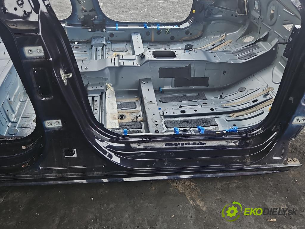 Peugeot 508 II 2018- 1.6 224 hp automatic 165 kW 1598 cm3 5- práh pravý  (Karoserie ostatní)