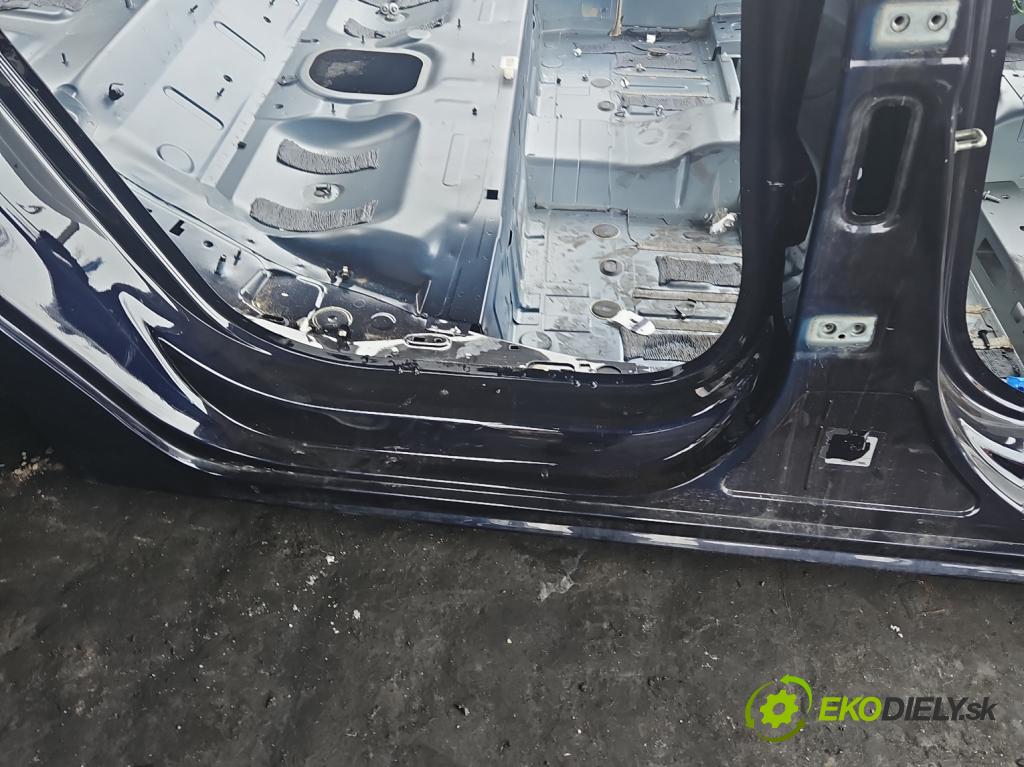 Peugeot 508 II 2018- 1.6 224 hp automatic 165 kW 1598 cm3 5- práh pravý  (Karoserie ostatní)