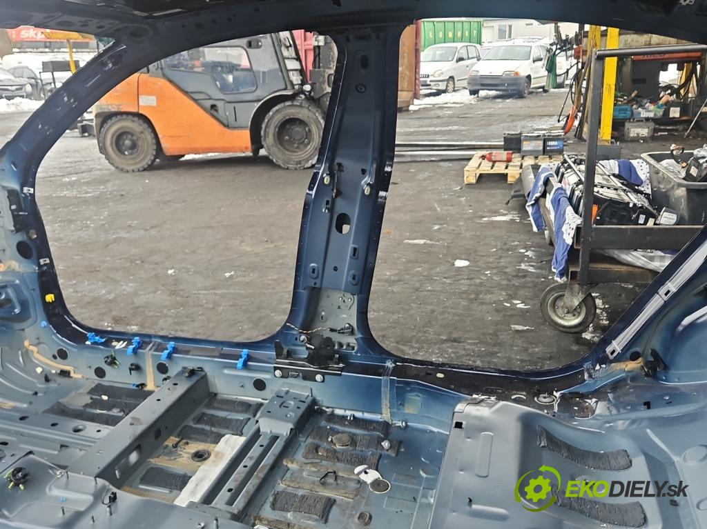 Peugeot 508 II 2018- 1.6 224 hp automatic 165 kW 1598 cm3 5- práh pravý  (Karoserie ostatní)