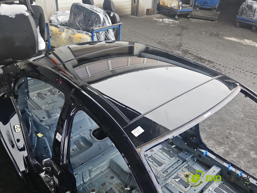 Peugeot 508 II 2018- 1.6 224 hp automatic 165 kW 1598 cm3 5- Strecha: 