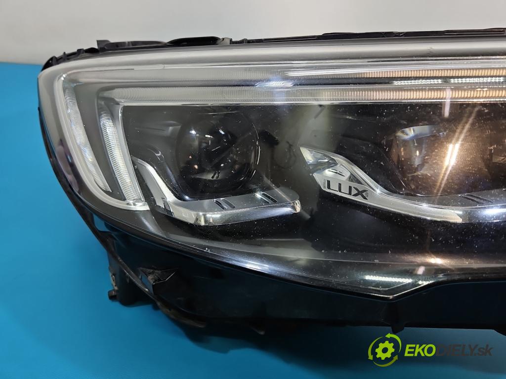 Opel Insignia B 2017-2022 2.0 T 260 hp automatic 191 kW 1998 cm3 5- světlo pravý 39122975 (Pravé přední světlo)