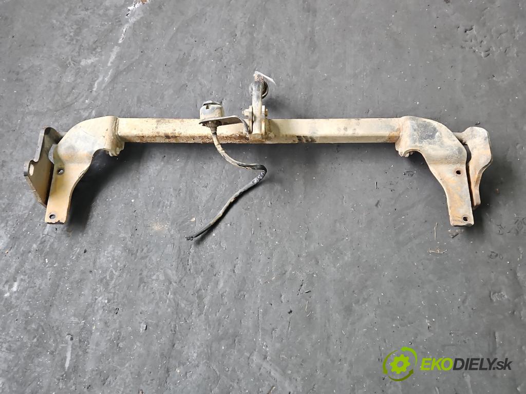 Mitsubishi Grandis 2.0 DID 136 HP manual 100 kW 1968 cm3 5- Hák: vlečení:  (Ťažné zariadenie)