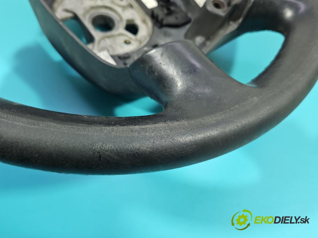 Audi A4 B6 2000-2004 1.9 tdi 116 HP manual 85 kW 1896 cm3 5- volant 8E0000124B (Volant)