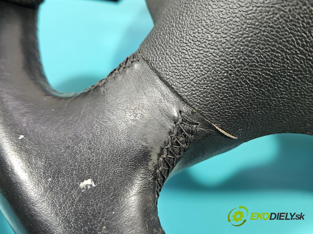 Audi A4 B6 2000-2004 1.9 tdi 116 HP manual 85 kW 1896 cm3 5- volant 8E0000124B (Volant)