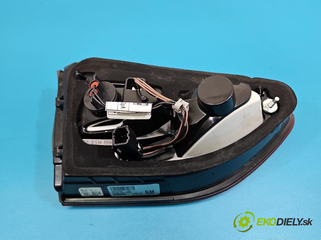 Opel Insignia B 2017-2022 2.0 T 260 HP automatic 191 kW 1998 cm3 5- svetlo / reflektor zadné pravé 39107539 (Kľučka dverí ostatné)