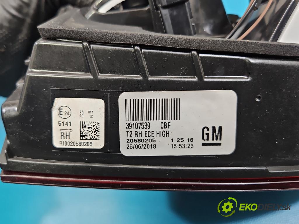 Opel Insignia B 2017-2022 2.0 T 260 HP automatic 191 kW 1998 cm3 5- svetlo / reflektor zadné pravé 39107539 (Kľučka dverí ostatné)