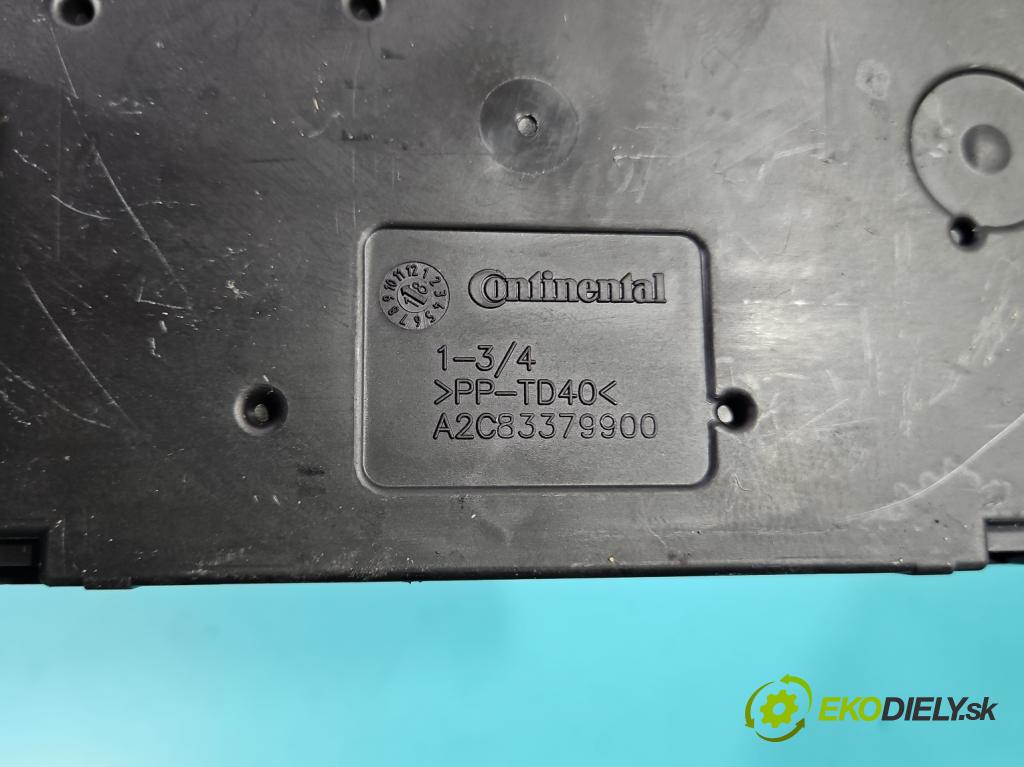 Dacia Sandero II 2012-2020 1.0 12V 73 HP manual 54 kW 999 cm3 5- riadiaca jednotka ostatné 284B10447R