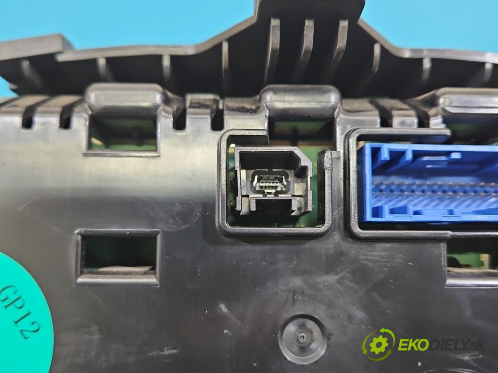 Opel Insignia B 2017-2022 2.0 T 260 hp automatic 191 kW 1998 cm3 5- Přístrojová deska 39113400 (Přístrojová deska)