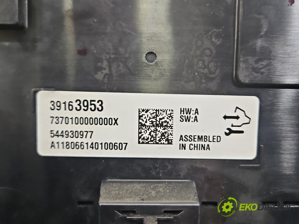 Opel Insignia B 2017-2022 2.0 T 260 HP automatic 191 kW 1998 cm3 5- Radio originál 39163953