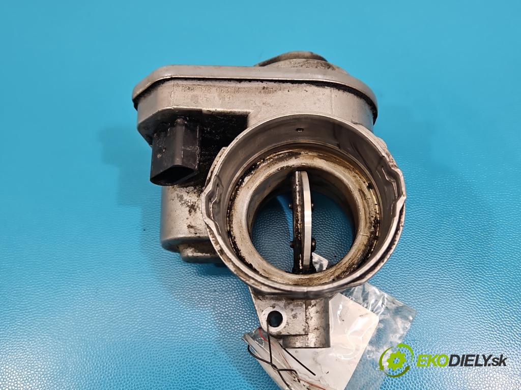 Mitsubishi Grandis 2.0 DID 136 HP manual 100 kW 1968 cm3 5- klapka 038128063M (Škrtiaca klapka)