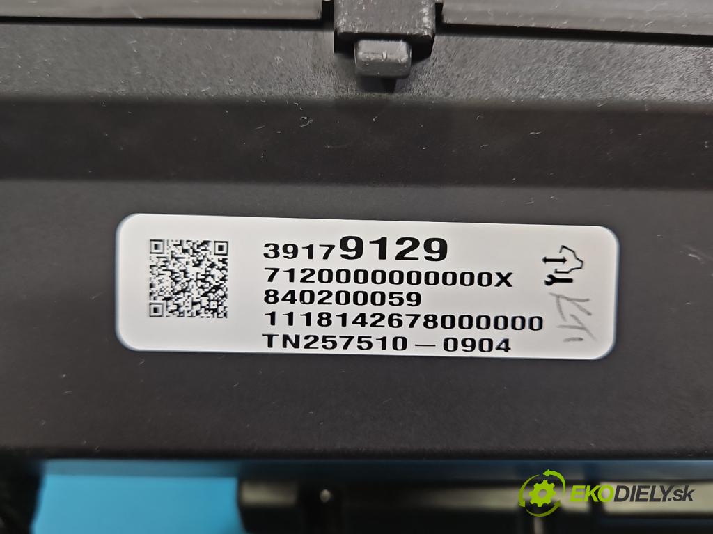 Opel Insignia B 2017-2022 2.0 T 260 hp automatic 191 kW 1998 cm3 5- displej 39179129 (Přístrojová deska)