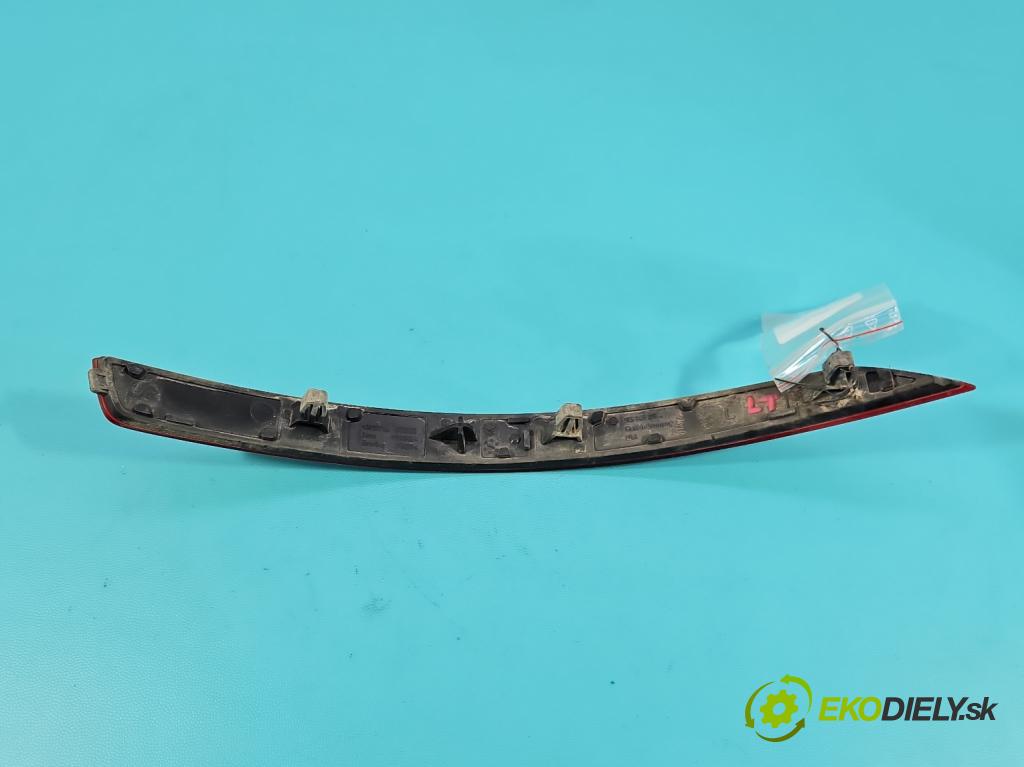 Skoda Octavia III 2013- 2.0 TSI 190 HP automatic 140 kW 1984 cm3 5- Odraz: 5E5945105A