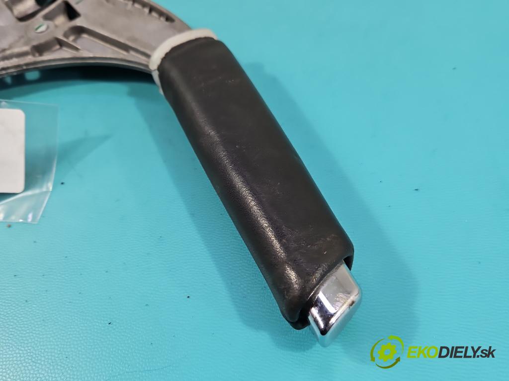 Skoda Octavia III 2013- 2.0 TSI 190 HP automatic 140 kW 1984 cm3 5- Páka: brzda: ručný