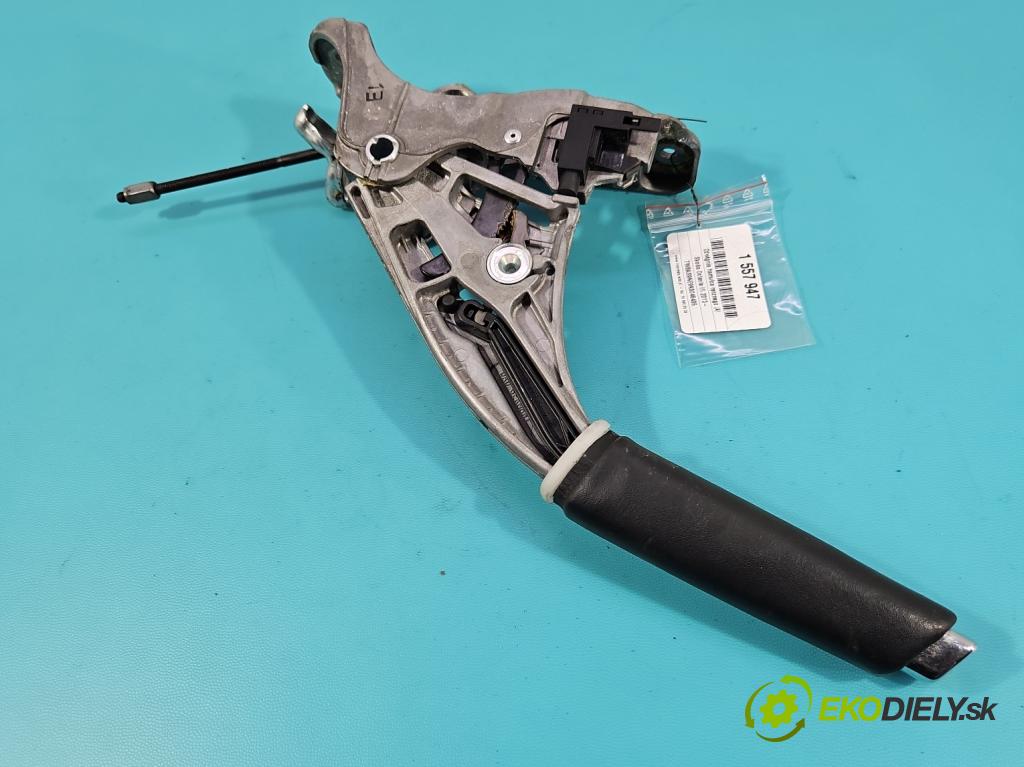 Skoda Octavia III 2013- 2.0 TSI 190 HP automatic 140 kW 1984 cm3 5- Páka: brzda: ručný