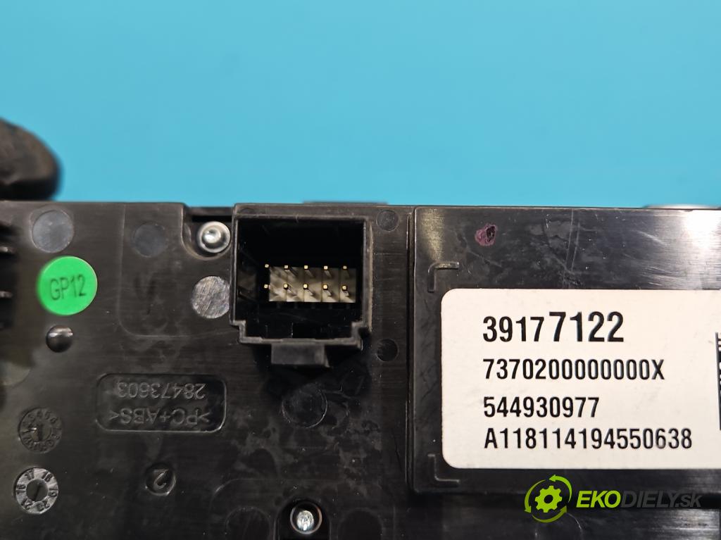 Opel Insignia B 2017-2022 2.0 T 260 hp automatic 191 kW 1998 cm3 5- palubní deska panel topení 39177122