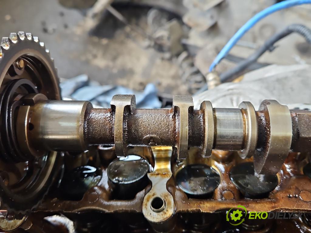 Dacia Sandero II 2012-2020 1.0 12V 73 HP manual 54 kW 999 cm3 5- Hlava: motora B4DE411