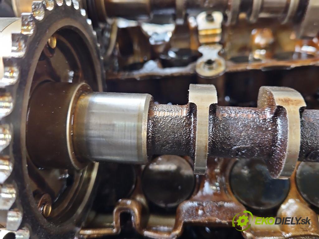 Dacia Sandero II 2012-2020 1.0 12V 73 HP manual 54 kW 999 cm3 5- Hlava: motora B4DE411