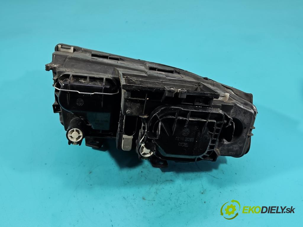 Audi A4 B6 2000-2004 1.9 tdi 116 HP manual 85 kW 1896 cm3 5- Reflektor: ľavý  (Kľučka dverí ostatné)