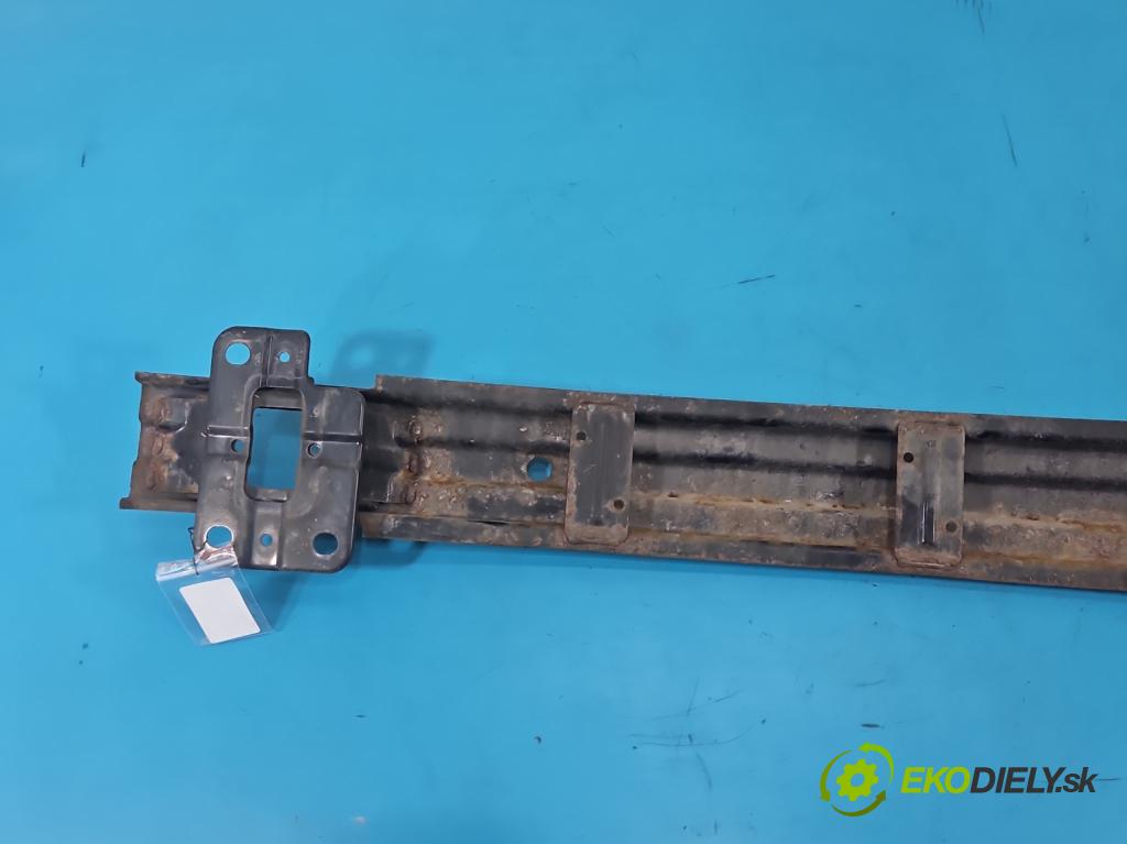 Hyundai I30 I 2007-2012 1.6 16V 126 HP manual 92.7 kW 1591 cm3 5- výstuha nárazník predné