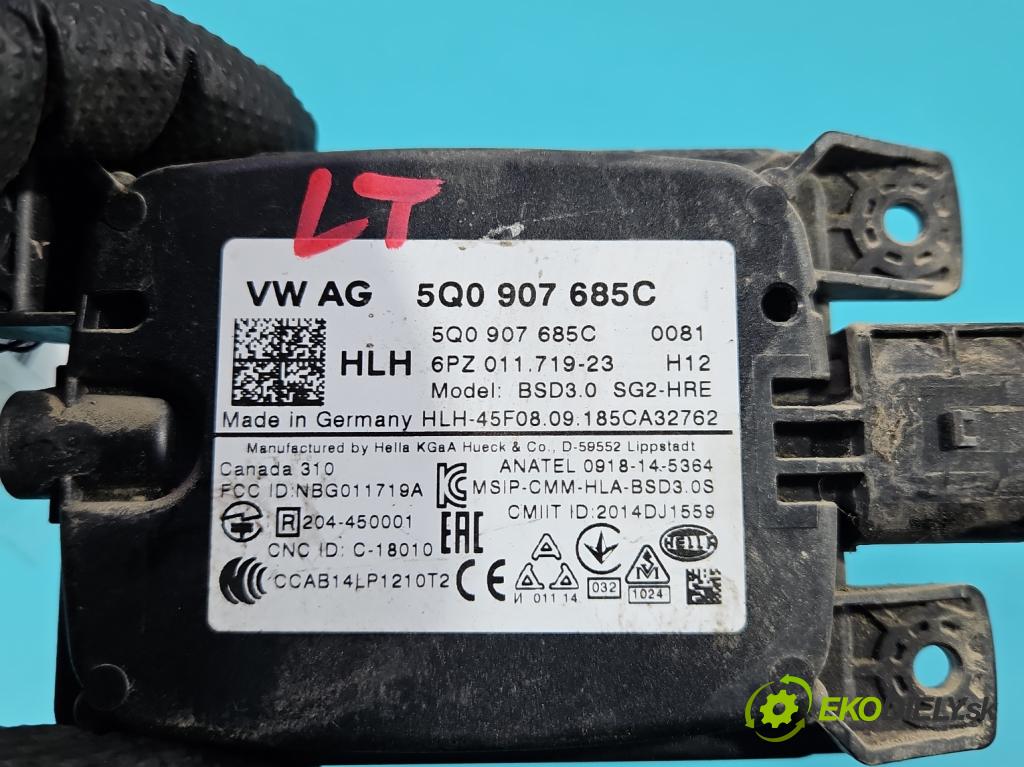 Skoda Octavia III 2013- 2.0 TSI 190 HP automatic 140 kW 1984 cm3 5- riadiaca jednotka ostatné 5Q0907685C