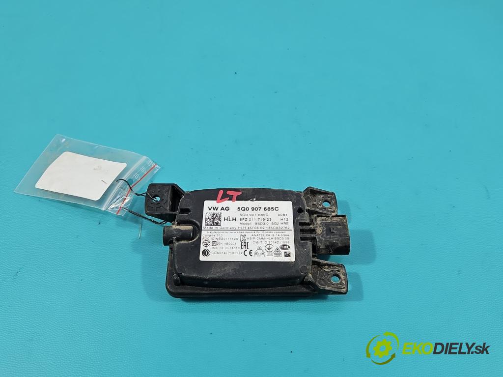 Skoda Octavia III 2013- 2.0 TSI 190 HP automatic 140 kW 1984 cm3 5- riadiaca jednotka ostatné 5Q0907685C