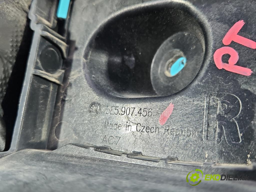Skoda Octavia III 2013- 2.0 TSI DKZA: 190 HP automatic 140 kW 1984 cm3 5- Upevnenie: 5E5907456A