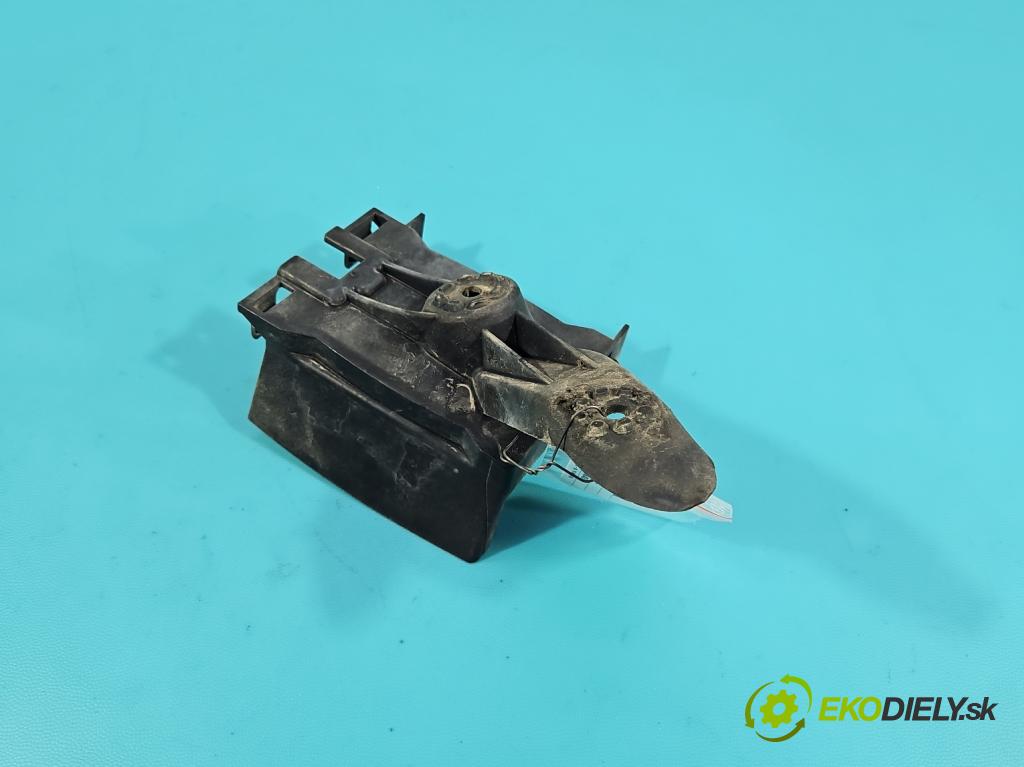 Skoda Octavia III 2013- 2.0 TSI DKZA: 190 HP automatic 140 kW 1984 cm3 5- Upevnenie: 5E5907456A