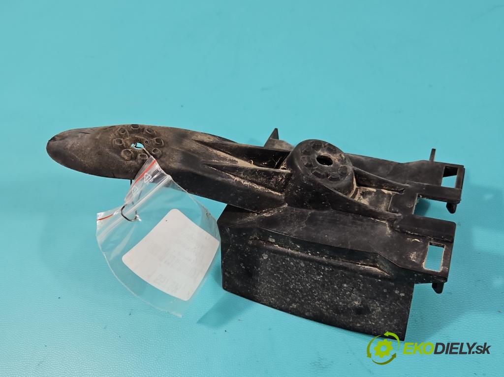 Skoda Octavia III 2013- 2.0 TSI DKZA: 190 HP automatic 140 kW 1984 cm3 5- Upevnenie: 5E5907455A