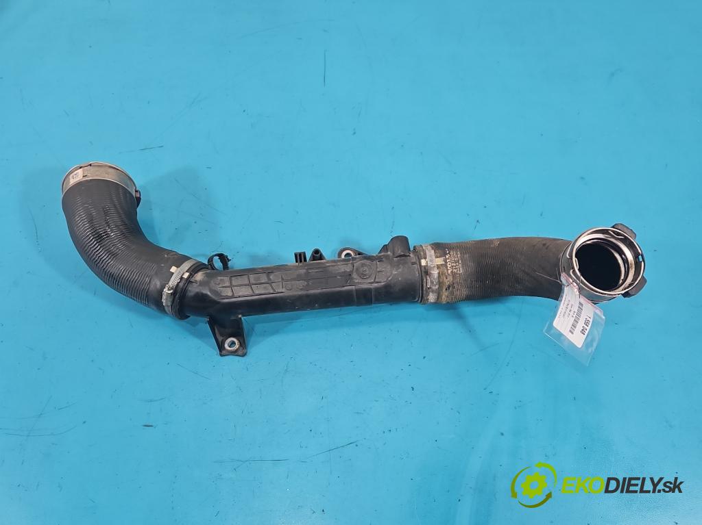 Volvo S90 II 2016- 2.0 T 320KM automatic 235 kW 1969 cm3 4- Trubka: 31422153