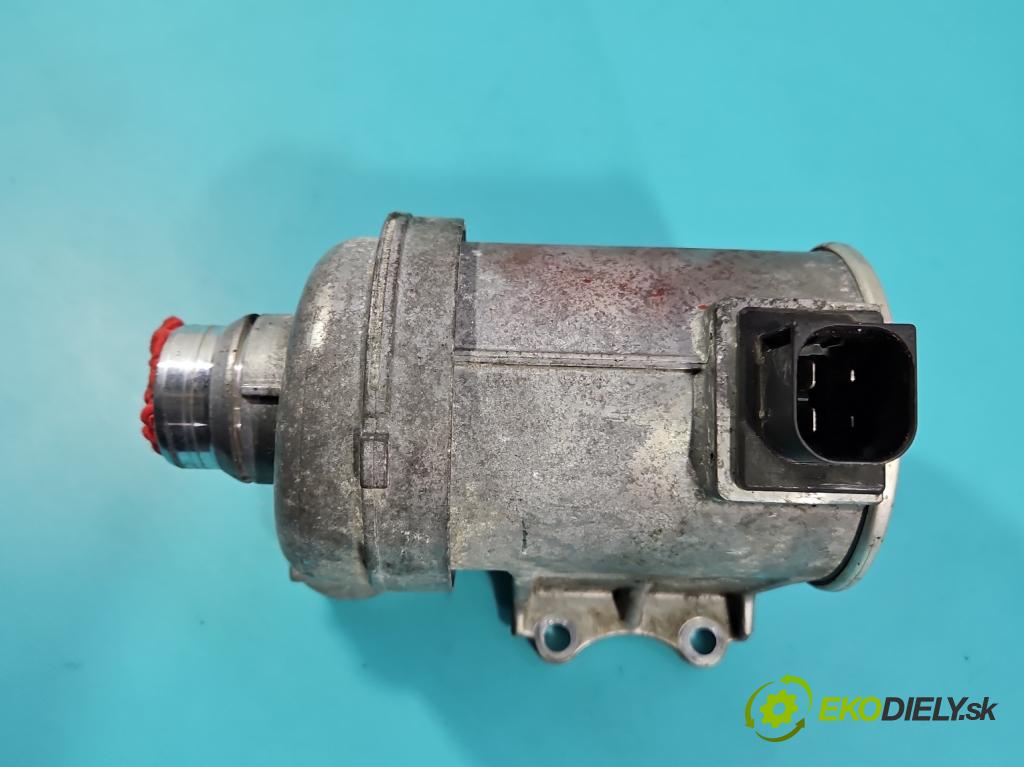 Volvo S90 II 2016- 2.0 T 320KM automatic 235 kW 1969 cm3 4- čerpadlo oběh: vody 31368715