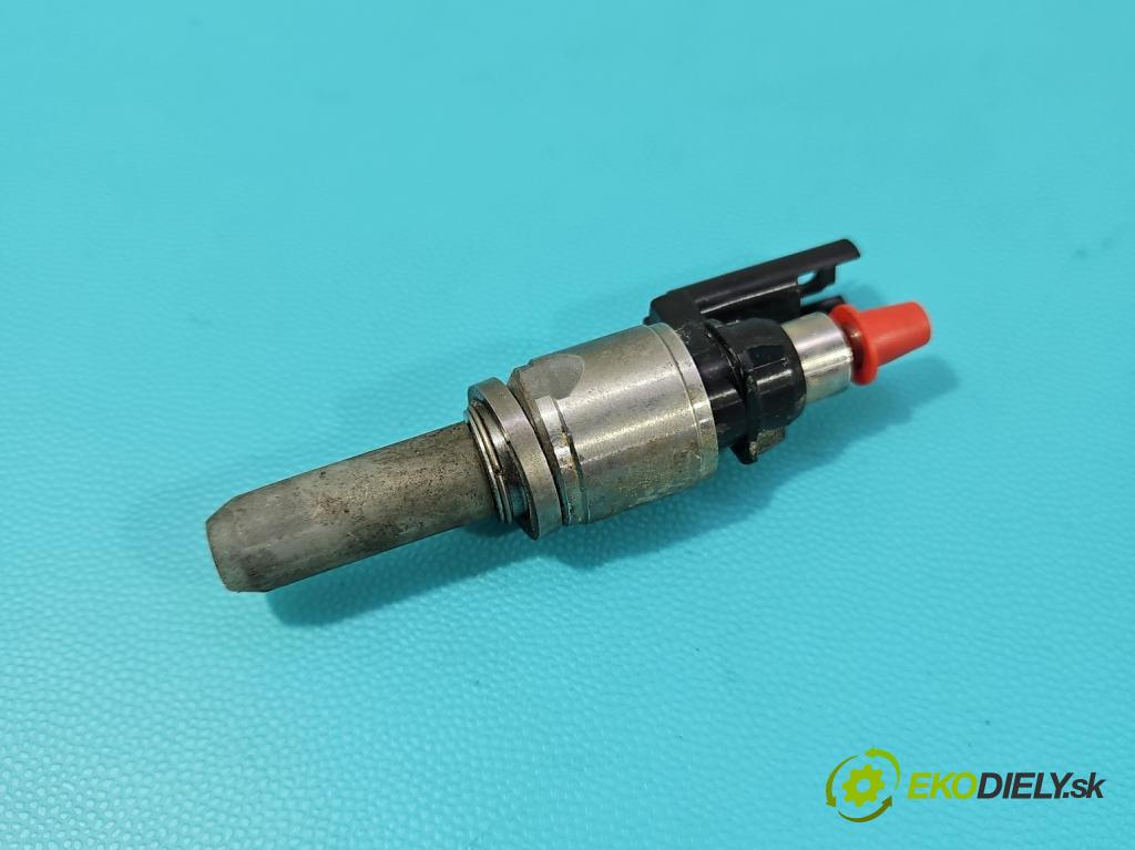 Volvo S90 II 2016- 2.0 T 320KM automatic 235 kW 1969 cm3 4- vstřikovač 31336653 (Vstřikovač paliva)