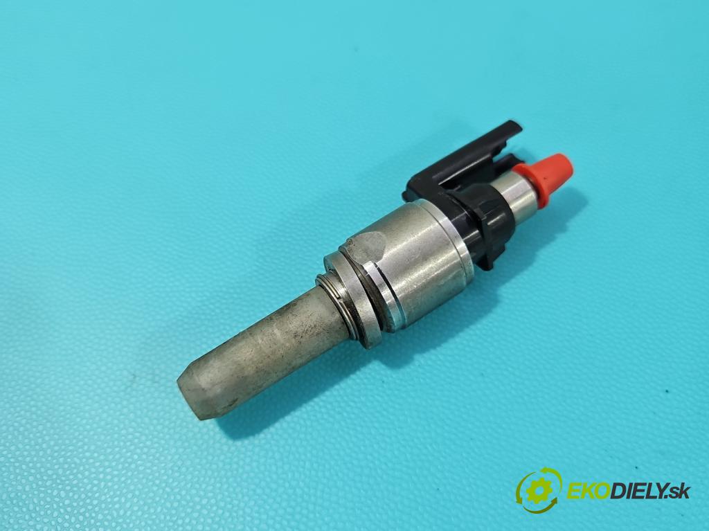 Volvo S90 II 2016- 2.0 T 320KM automatic 235 kW 1969 cm3 4- vstřikovač 31336653 (Vstřikovač paliva)