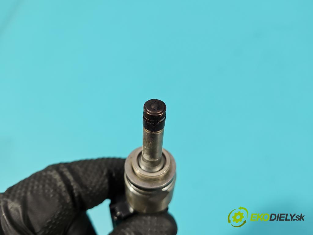 Volvo S90 II 2016- 2.0 T 320KM automatic 235 kW 1969 cm3 4- vstřikovač 31336653 (Vstřikovač paliva)