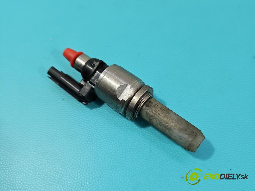 Volvo S90 II 2016- 2.0 T 320KM automatic 235 kW 1969 cm3 4- vstřikovač 31336653 (Vstřikovač paliva)