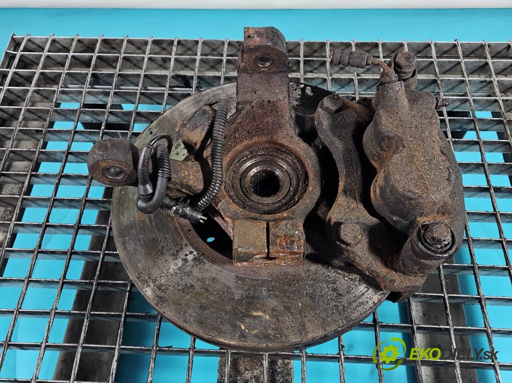 Renault Master II 1998-2010 2.5 dci 114 HP manual 84 kW 2463 cm3 5- náboj ľavé  (Náboj kolesa)