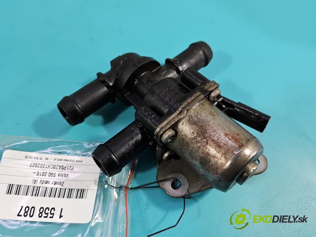 Volvo S90 II 2016- 2.0 T 320KM automatic 235 kW 1969 cm3 4- ventil voda: 31338385