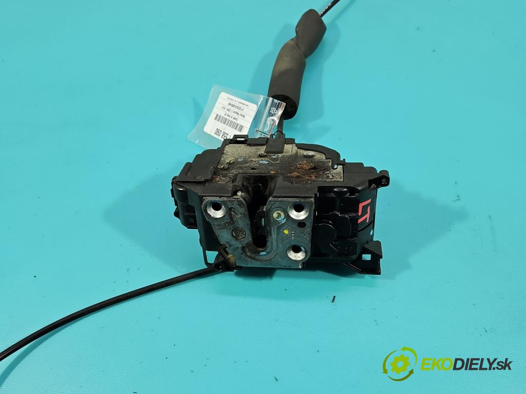 Renault Megane III 2008-2016 1.5 dci 86 HP manual 63 kW 1461 cm3 5- zámok zadné ľavý 825030002R