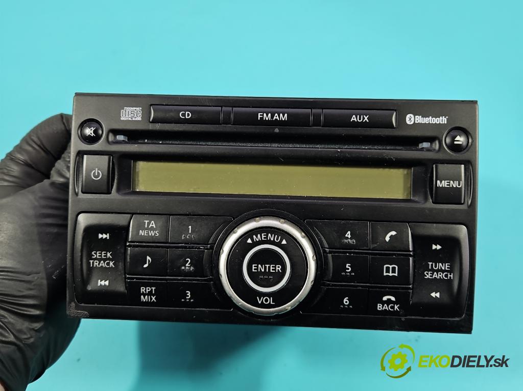 Nissan Qashqai I J10 2006-2013 1.6 16V 114 HP manual 84 kW 1598 cm3 5- Radio originál 28185JD05A
