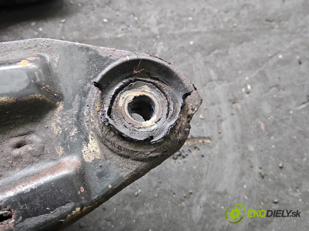 Mitsubishi Grandis 2.0 DID 136 HP manual 100 kW 1968 cm3 5- výstuha motora