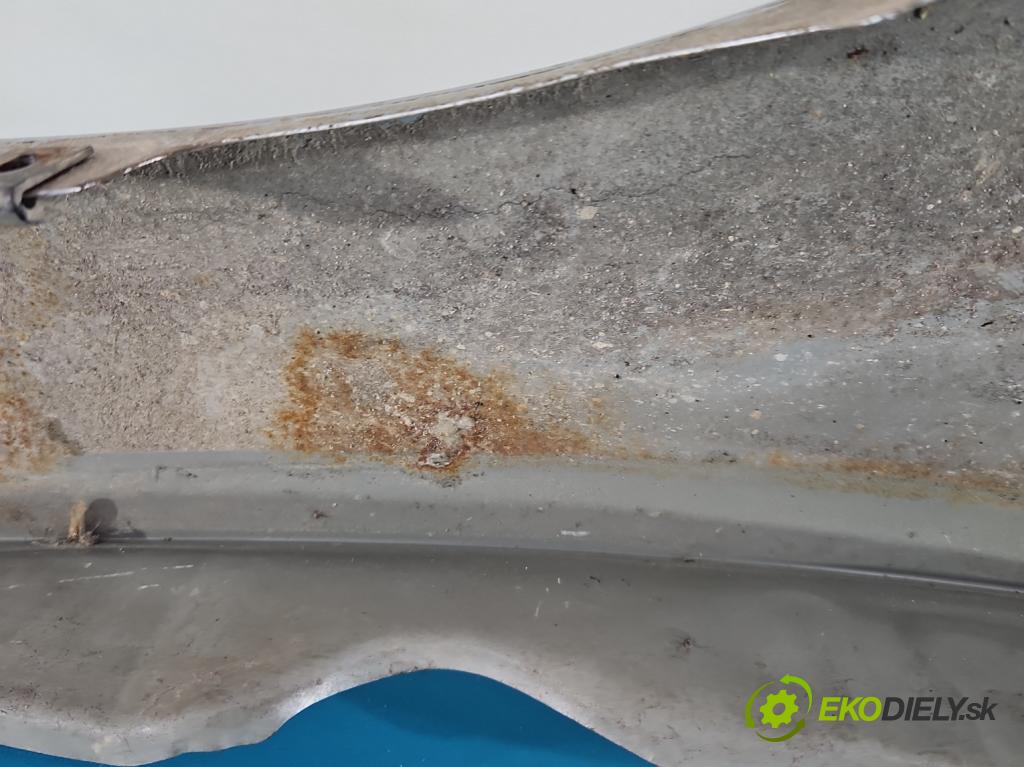 Mitsubishi Grandis 2.0 DID 136 HP manual 100 kW 1968 cm3 5- blatník predné pravý  (Kľučka dverí ostatné)