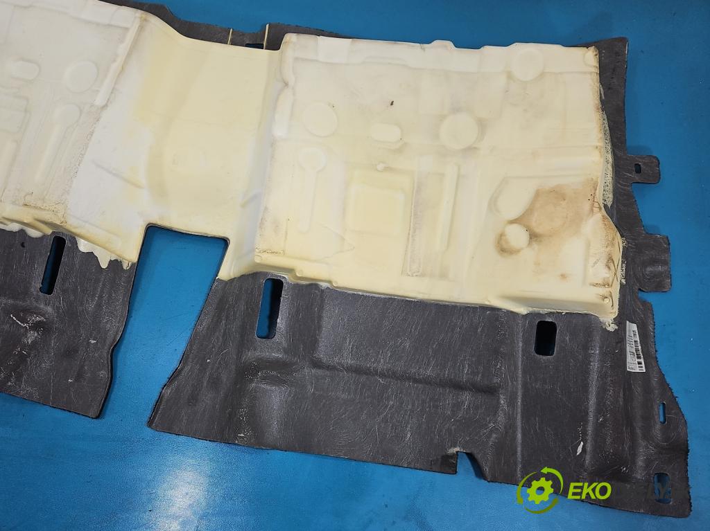 Peugeot 508 II 2018- 1.6 224hp automatic 165 kW 1598 cm3 5- koberec do auta ostatné 98137278ZD