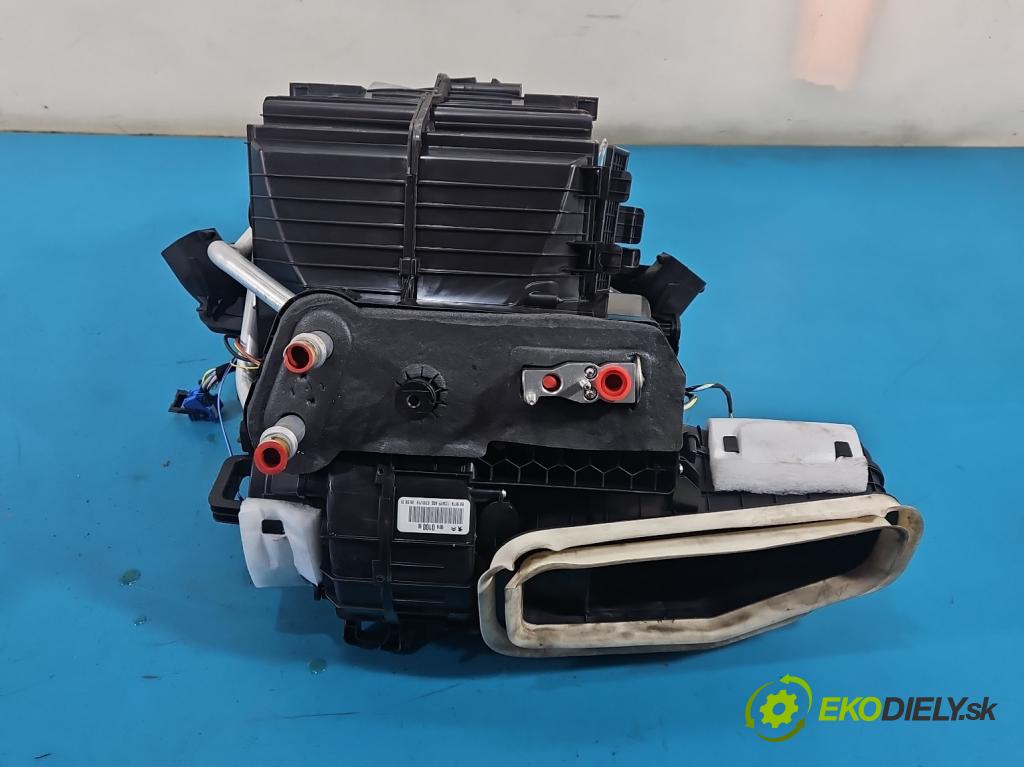 Peugeot 508 II 2018- 1.6 224 hp automatic 165 kW 1598 cm3 5- radiátor 9814010080 (Radiátor topení)