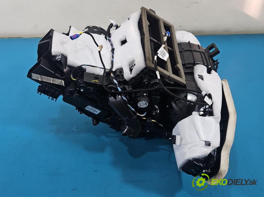 Peugeot 508 II 2018- 1.6 224 hp automatic 165 kW 1598 cm3 5- radiátor 9814010080 (Radiátor topení)