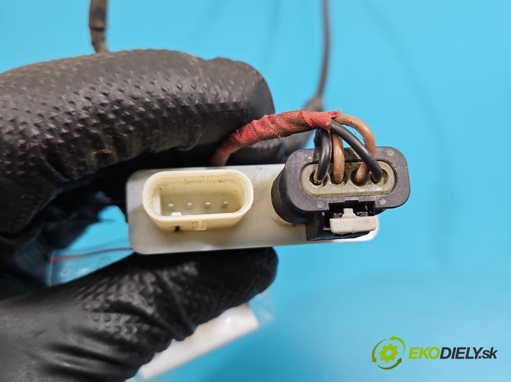 Peugeot 508 II 2018- 1.6 224hp automatic 165 kW 1598 cm3 5- snímač otvorenie: kufrové dvere 9809260680