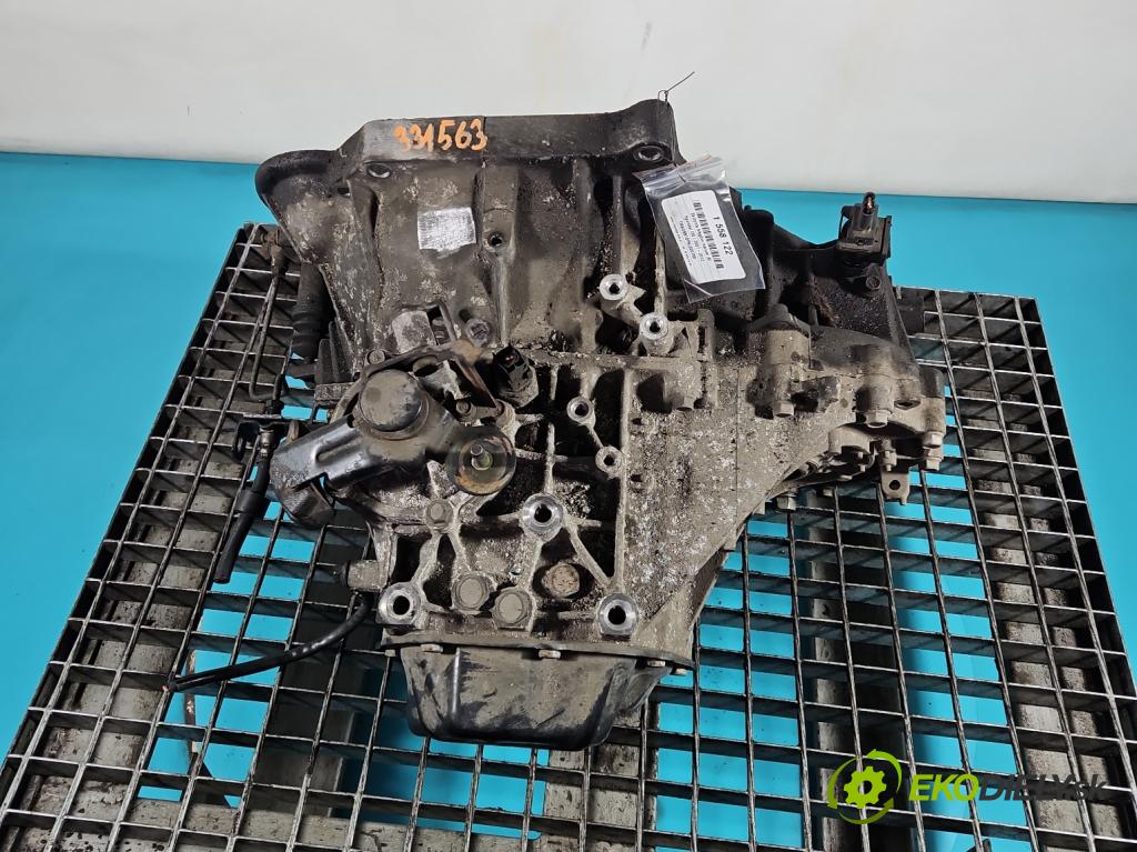 Hyundai I30 I 2007-2012 1.6 16V 126 hp manual 92.7 kW 1591 cm3 5- převodovka stupňová manual T9J5 F