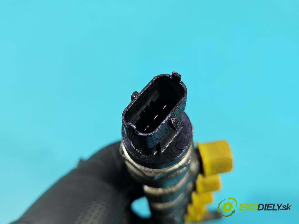 Renault Master II 1998-2010 2.5 dci 114 hp manual 84 kW 2463 cm3 5- lišta vstřikovací 0445214079 (Vstřikovací lišta)